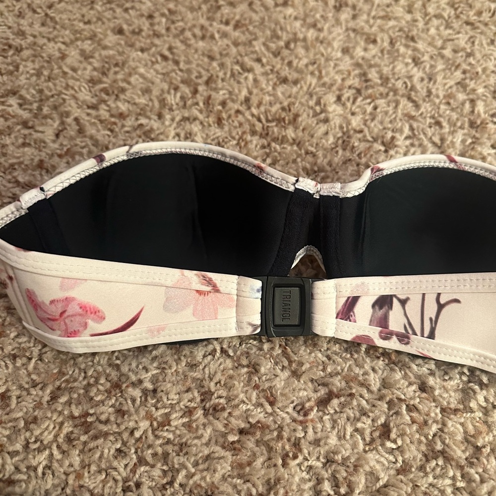 Floral Bikini Set - Picture 4 of 4